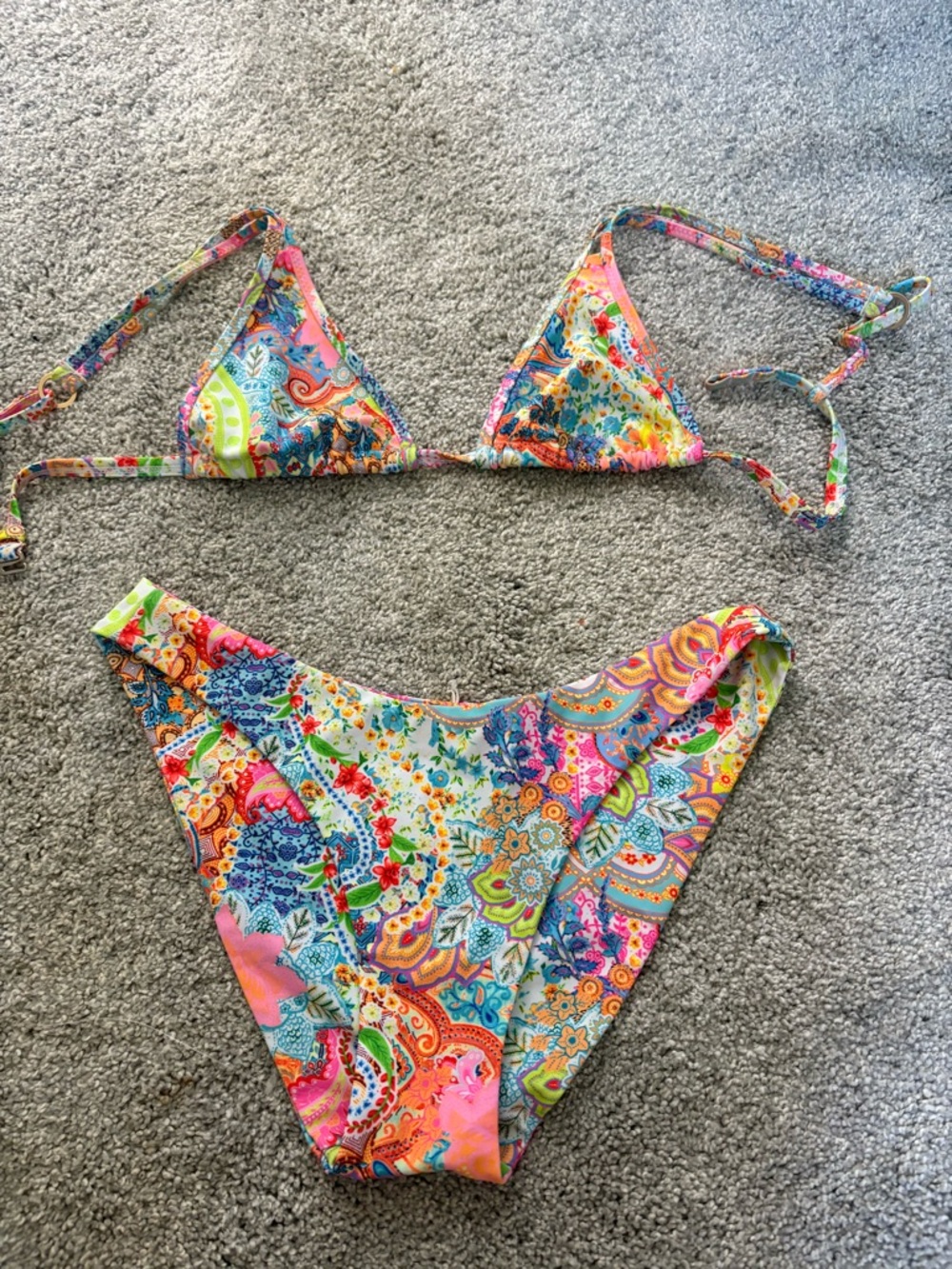 Kulani kinis bikini set